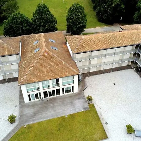 Vacanceole - Le Domaine Du Chateau - La Rochelle / Ile De Re 아파트호텔 라고르