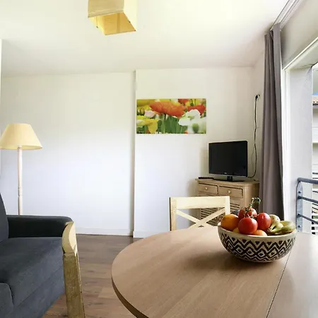 Vacanceole - Le Domaine Du Chateau - La Rochelle / Ile De Re 3* 라고르