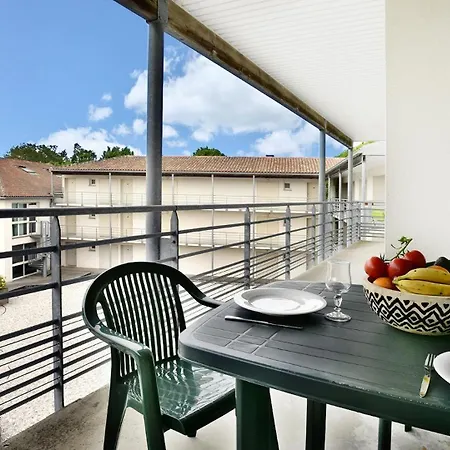 Vacanceole - Le Domaine Du Chateau - La Rochelle / Ile De Re 아파트호텔 3*