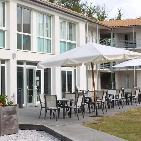 아파트호텔 Vacanceole - Le Domaine Du Chateau - La Rochelle / Ile De Re