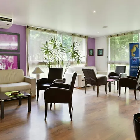 Vacanceole - Le Domaine Du Chateau - La Rochelle / Ile De Re 아파트호텔 라고르