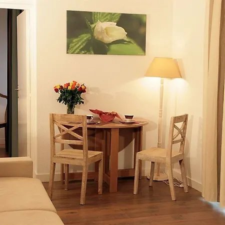 아파트호텔 Vacanceole - Le Domaine Du Chateau - La Rochelle / Ile De Re 3*