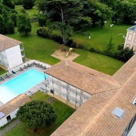 아파트호텔 Vacanceole - Le Domaine Du Chateau - La Rochelle / Ile De Re