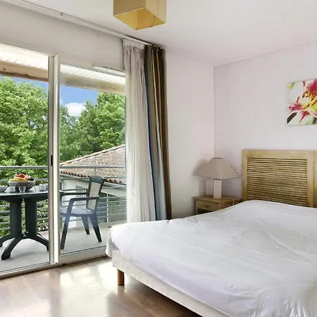 Vacanceole - Le Domaine Du Chateau - La Rochelle / Ile De Re מלון דירות לאגור