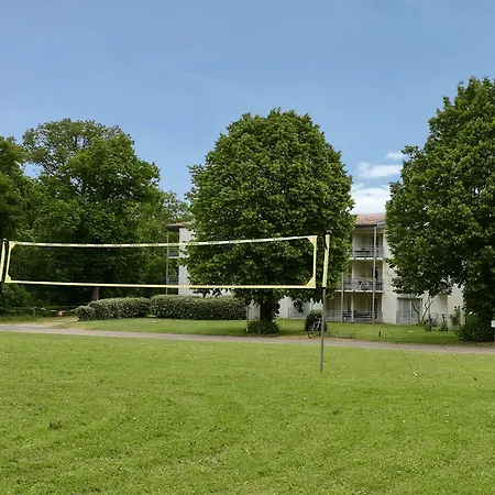 Lejlighedshotel Vacanceole - Le Domaine Du Chateau - La Rochelle / Ile De Re 3*
