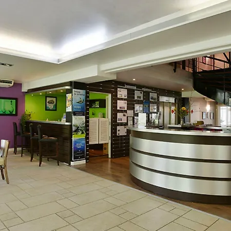 Vacanceole - Le Domaine Du Chateau - La Rochelle / Ile De Re Lejlighedshotel 3*