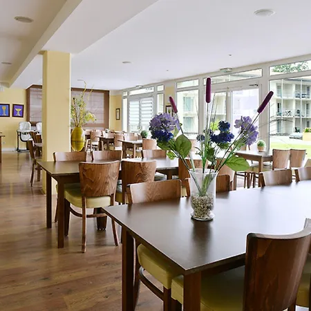 Lejlighedshotel Vacanceole - Le Domaine Du Chateau - La Rochelle / Ile De Re Lagord