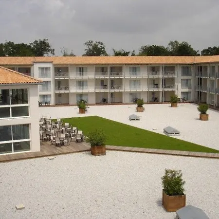 Apart-hotel Vacancéole - Le Domaine Du Château - La Rochelle / île De Ré