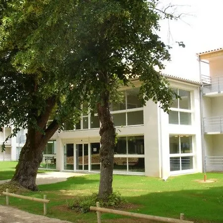 Lejlighedshotel Vacanceole - Le Domaine Du Chateau - La Rochelle / Ile De Re Lagord