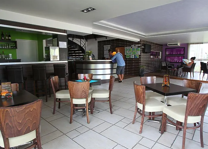 Vacancéole - Le Domaine Du Château - La Rochelle / île De Ré 3*