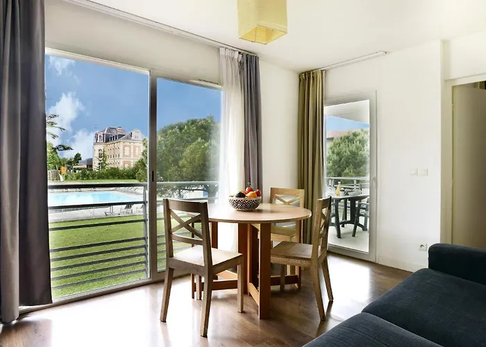 Vacancéole - Le Domaine Du Château - La Rochelle / île De Ré