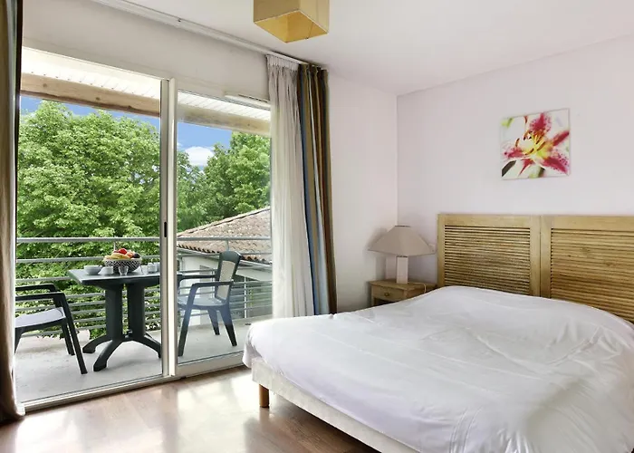 Vacancéole - Le Domaine Du Château - La Rochelle / île De Ré Appart hôtel Lagord