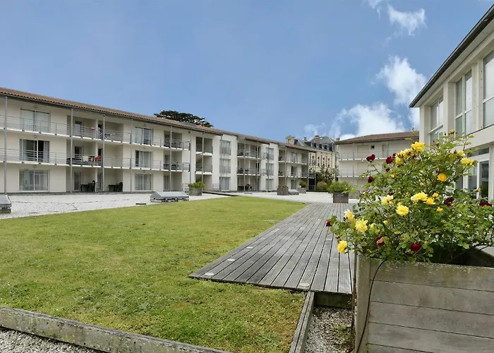 Vacancéole - Le Domaine Du Château - La Rochelle / île De Ré