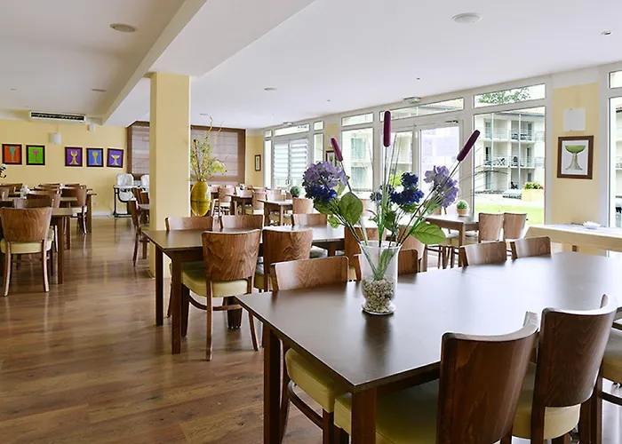 Appart hôtel Vacancéole - Le Domaine Du Château - La Rochelle / île De Ré Lagord