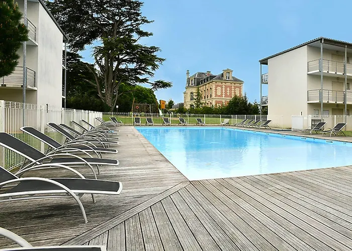 Vacancéole - Le Domaine Du Château - La Rochelle / île De Ré 3* Lagord