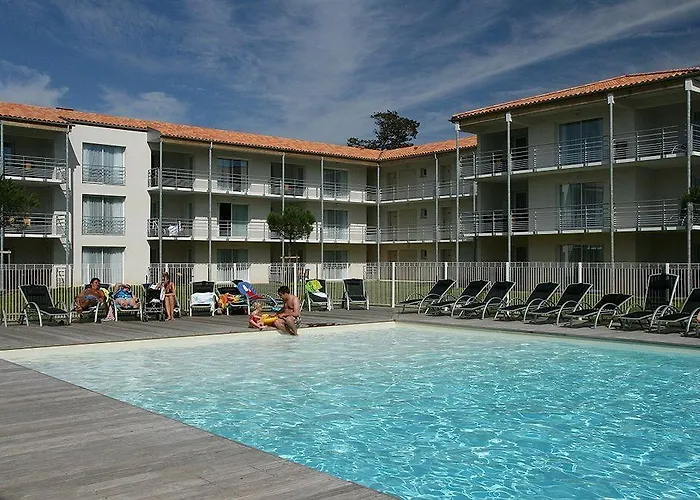 Vacancéole - Le Domaine Du Château - La Rochelle / île De Ré 3* Lagord