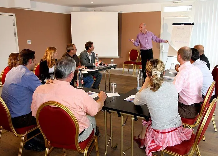 Appart hôtel Vacancéole - Le Domaine Du Château - La Rochelle / île De Ré 3*