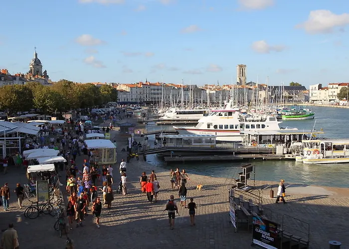 Appart hôtel Vacancéole - Le Domaine Du Château - La Rochelle / île De Ré